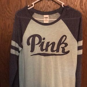 Women’s 3/4 Sleeve Top, VS Pink💙
